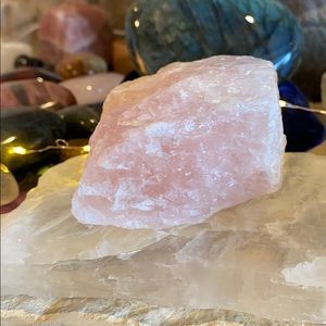 Rose Quartz raw chunk - RQ1